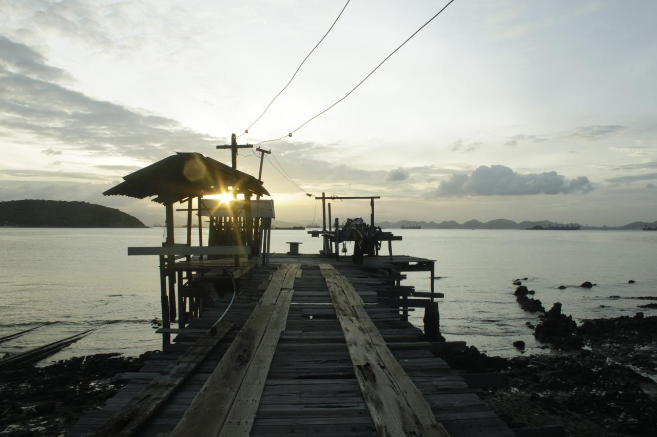 Benjaporn Bungalow Ko Si Chang Buitenkant foto