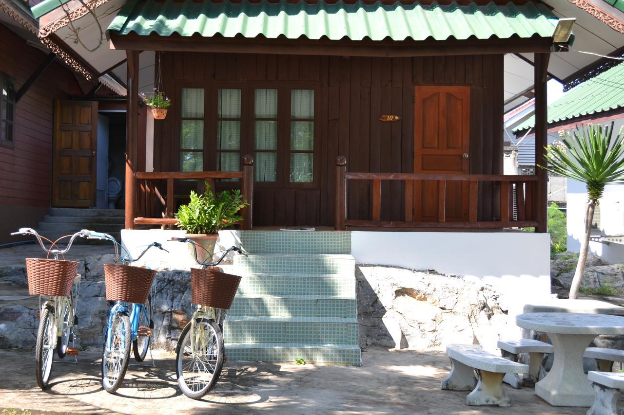 Benjaporn Bungalow Ko Si Chang Buitenkant foto