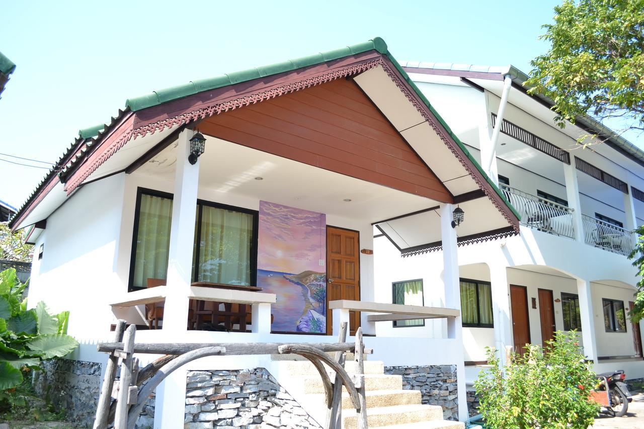 Benjaporn Bungalow Ko Si Chang Buitenkant foto